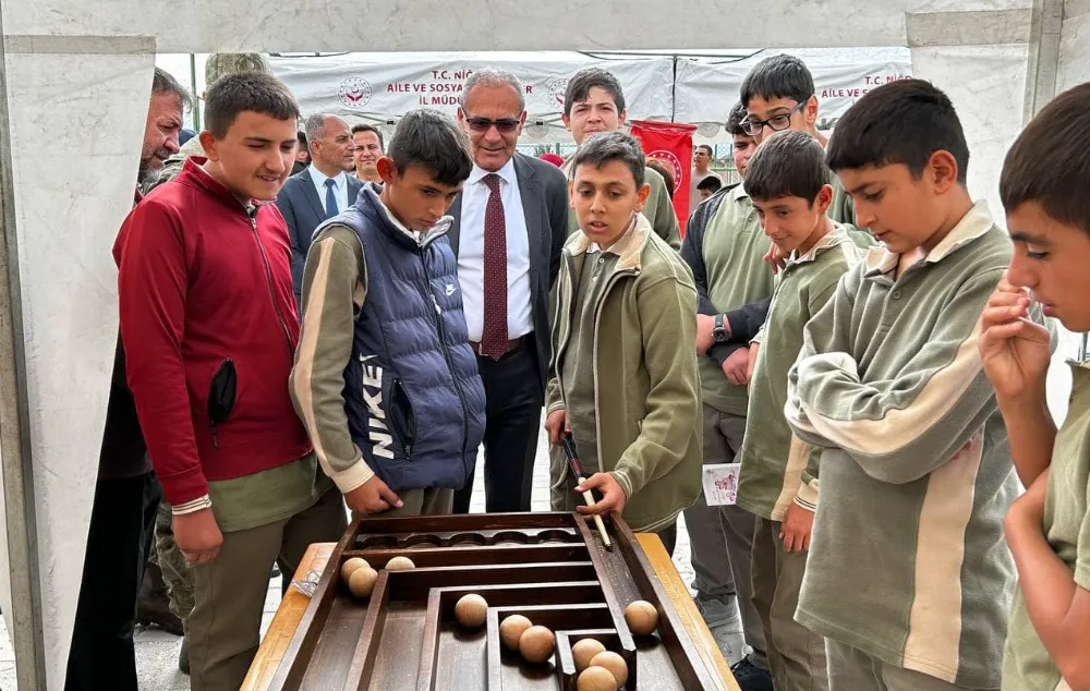 Dijitale ara verip sokakta eğlendiler