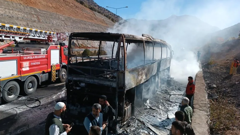 Yolcu otobüsünde faciadan dönüldü