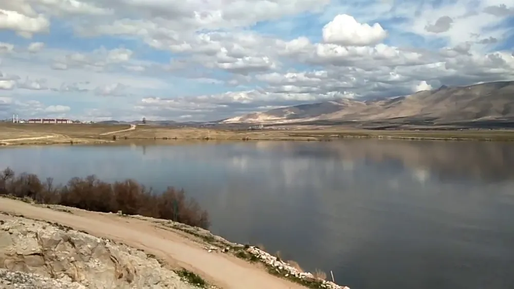 Niğde’de göletlerde su seviyesi azaldı