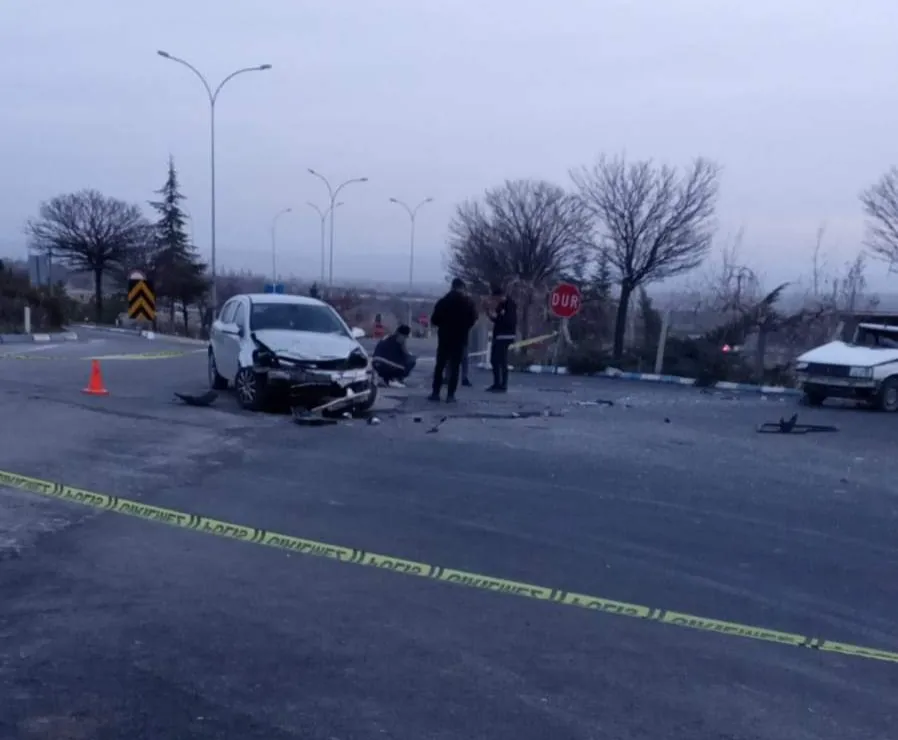 Niğde’nin Altunhisar ilçesinde trafik kazası: 5 yaralı