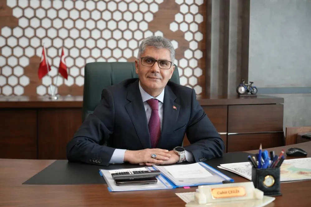 Vali Çelik