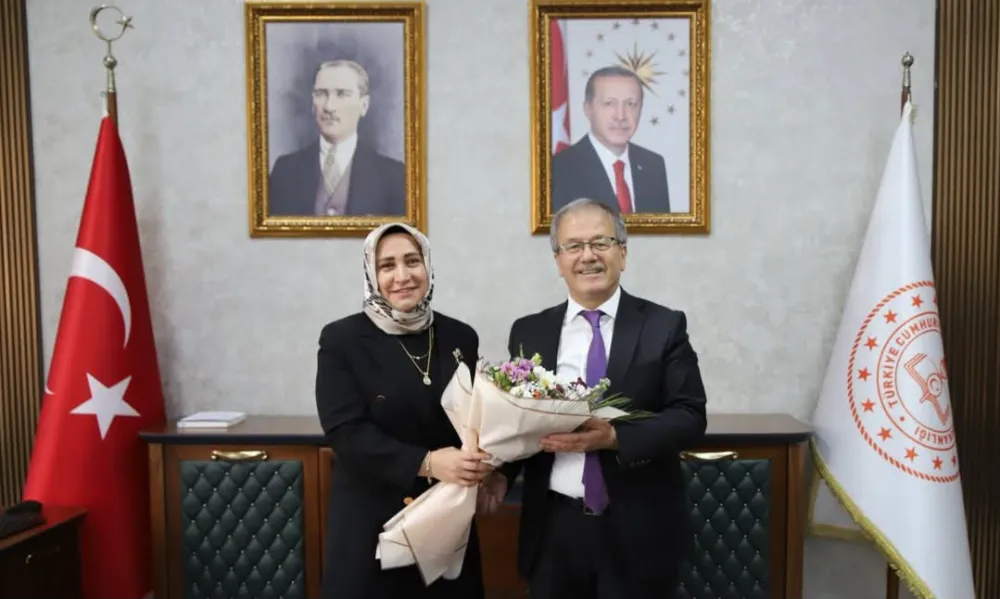 Elif hoca göreve başladı 