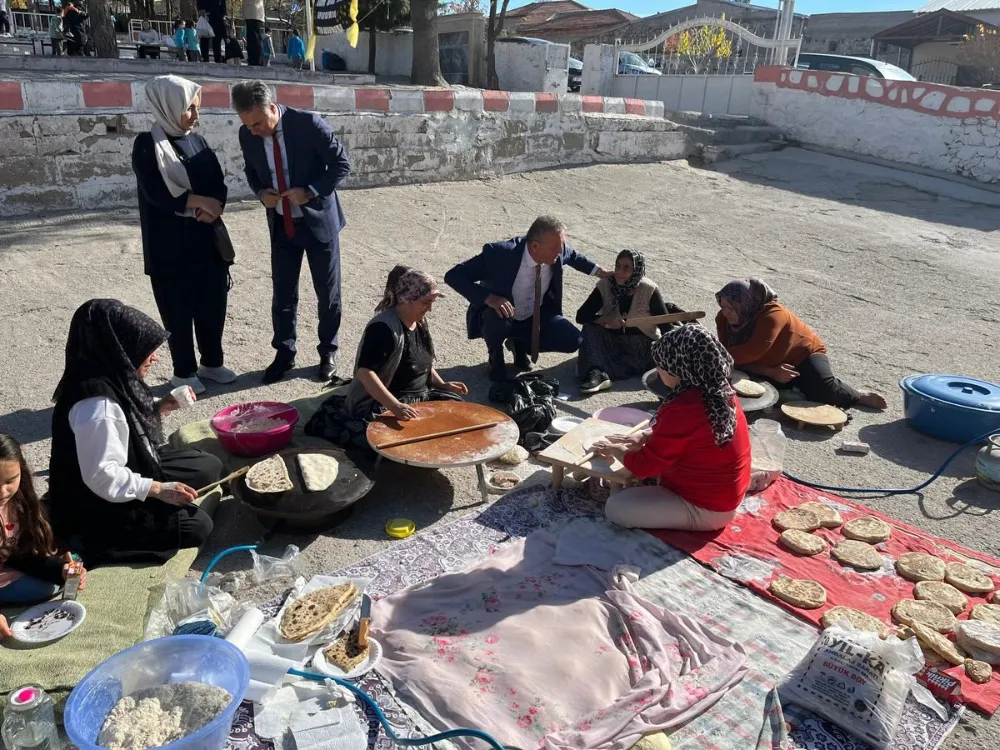 Altunhisar’da Okullar Gazze İçin El Ele Verdi