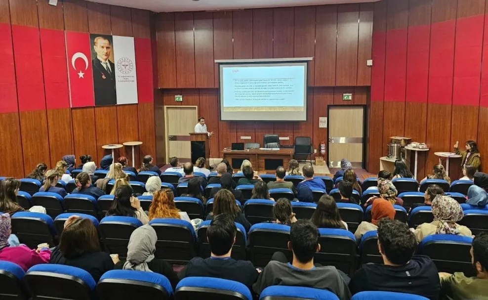 Sağlık çalışanlarına yönelik palyatif bakım eğitimi düzenlendi