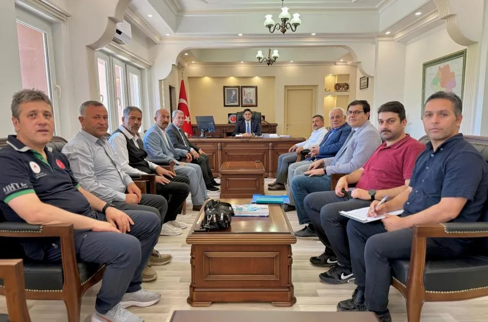 Melendiz Çayı’ndaki kirlilik, kaymakamlıkta masaya yatırıldı