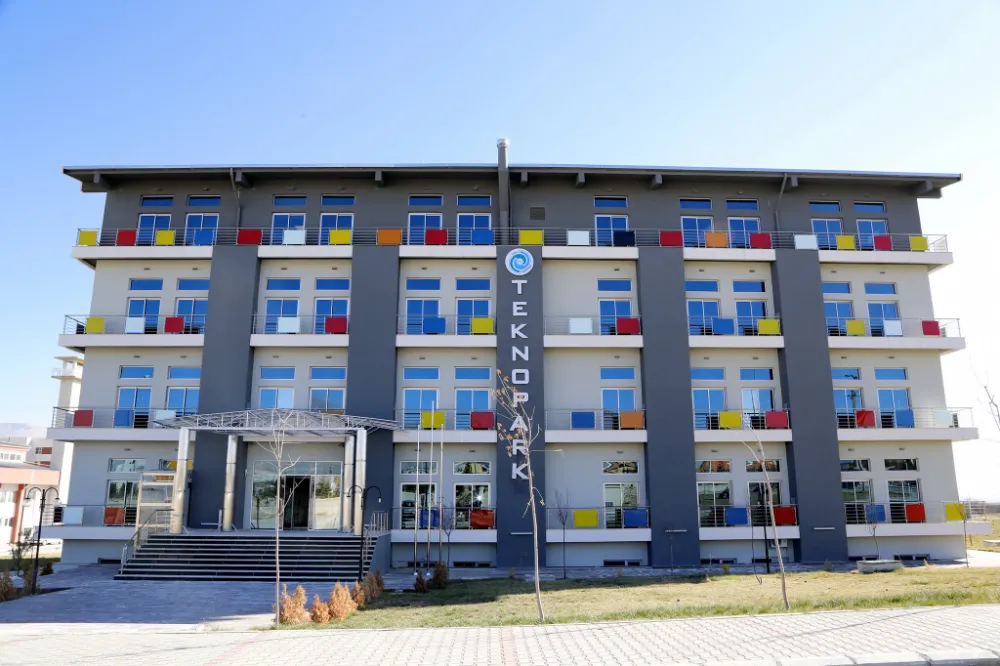 Niğde Teknopark, “Yeşil ve Dijital İpek Yolu” Uluslararası Hızlandırma Programının Paydaşı Oldu